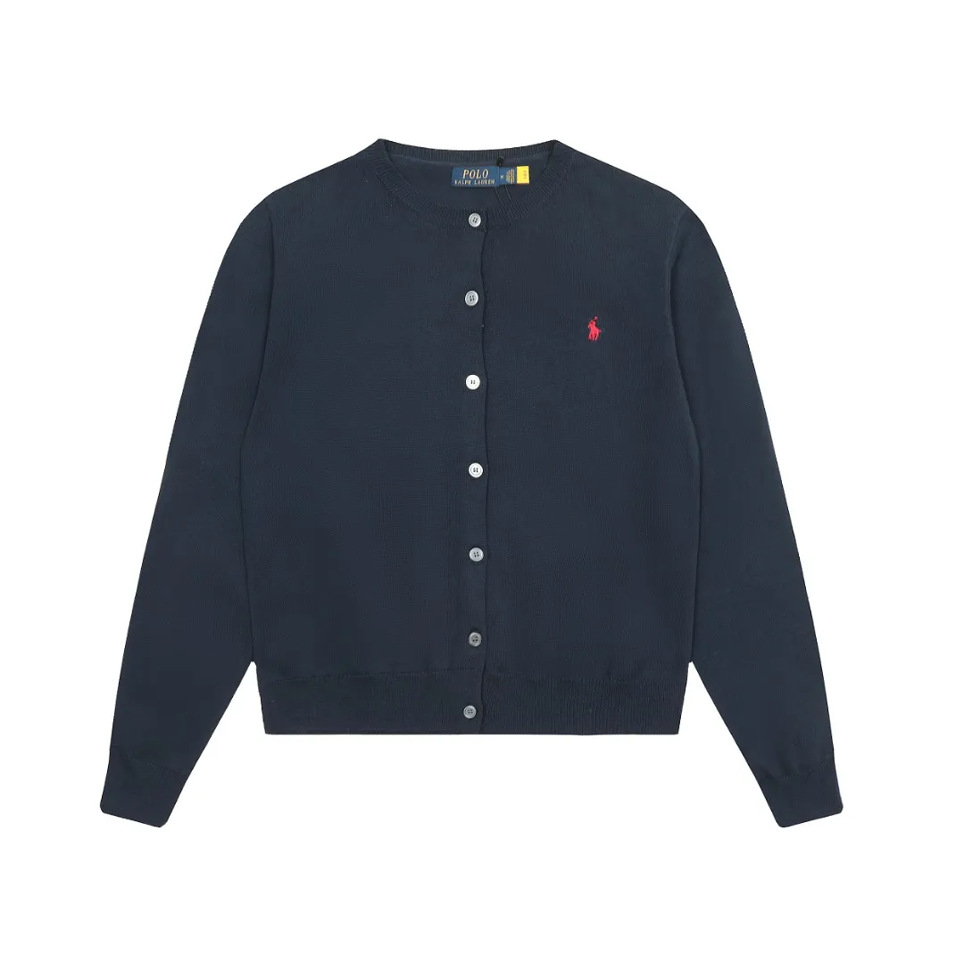 P190 Top quality" Style number: DS010# [Ralph Lauren solid color round neck basic pony embroidered logo knitted cardigan long sleeves] ✅Ralph Lauren Ralph Lauren classic basic versatile jersey cardigan long-sleeved small jacket ✅Main supplier of platform live broadcast wholesale entity ✅ZP quality 1:1 version can scan the code to enter the GF website Counter quality ✅Detailed quality is the only one in Guangzhou Imported quality cotton yarn focuses on high-end and cost-effective Needless to say good quality. ✅The version is restored to the original. Loose, comfortable and stress-free. Simple is high-end. Classic is timeless. ✅The upper body is simple and easy to match. A must-have for goddess ootd. Good-looking clothes are never picky. A must-have in the goddess’ wardrobe. Size: S-XL. Color: off-white, light blue, pink, khaki, military green, gray, navy blue, black, Chinese red, mint green.